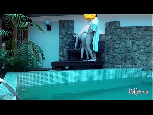 ❤️ Baas nooi bediende swembad toe, maar kon nie 'n warm weerstaan nie ❤❌ Russiese pornografie op af.xxxsexjav.ru ❌